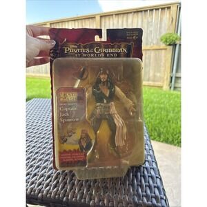 Pirates Of The Caribbean At World's End Pirate Clash Captain Jack Sparrow
